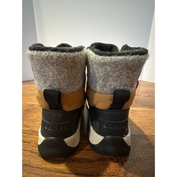 Sorel Kids Whitney II Strap Waterproof Snow Boots – Tan – Size 13 Winter Gear - Picture 5 of 9